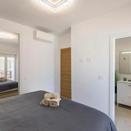 Villa Cusmano 别墅 阿德耶