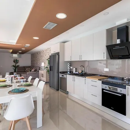 فيلة Villa Cusmano *